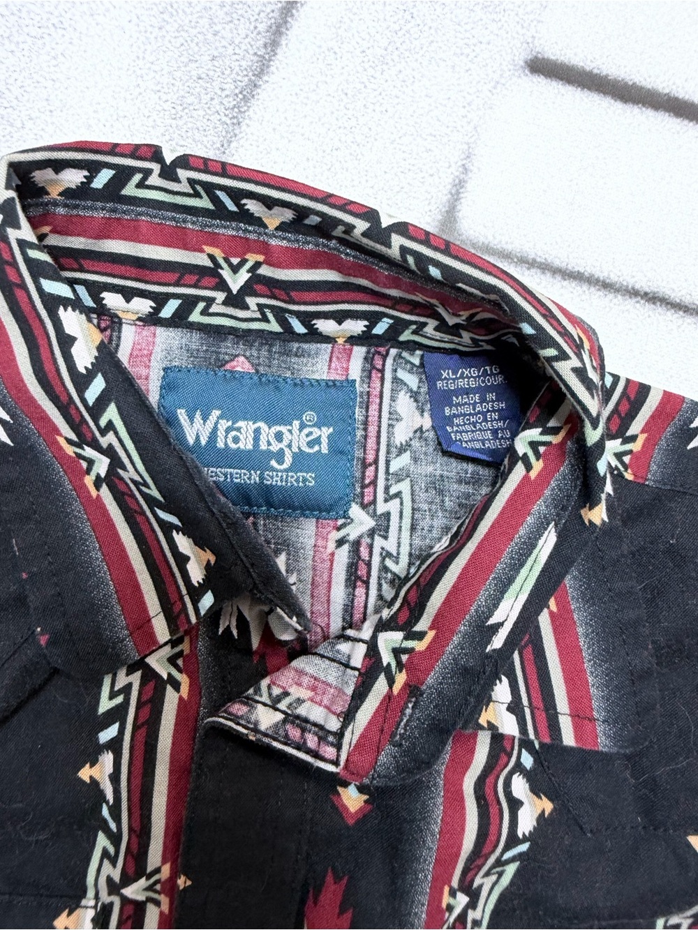 Wrangler Y2K Southwest Pattern Women’s sz XL Snap button Western Shirt A6 - Picture 2 of 5